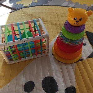 Set of 2 baby learning toys (since 6 months)